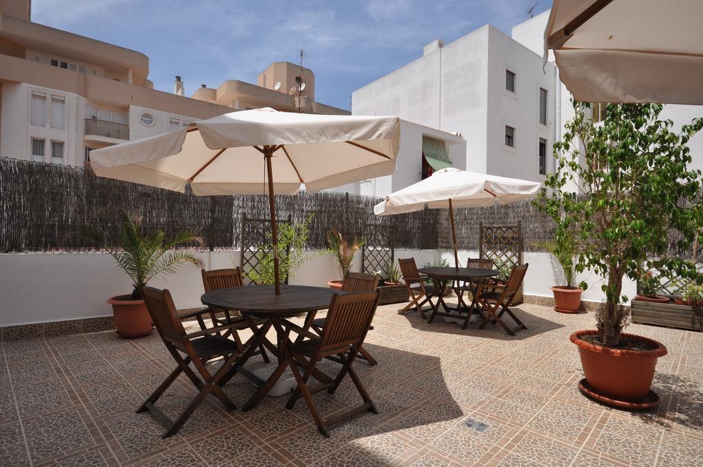 Hostal Residencia Europa Punico Ibiza Town Exterior photo